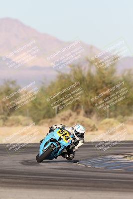 media/Nov-02-2025-CVMA (Sun) [[337aff29ab]]/Race 17-Amateur Supersport Middleweight/